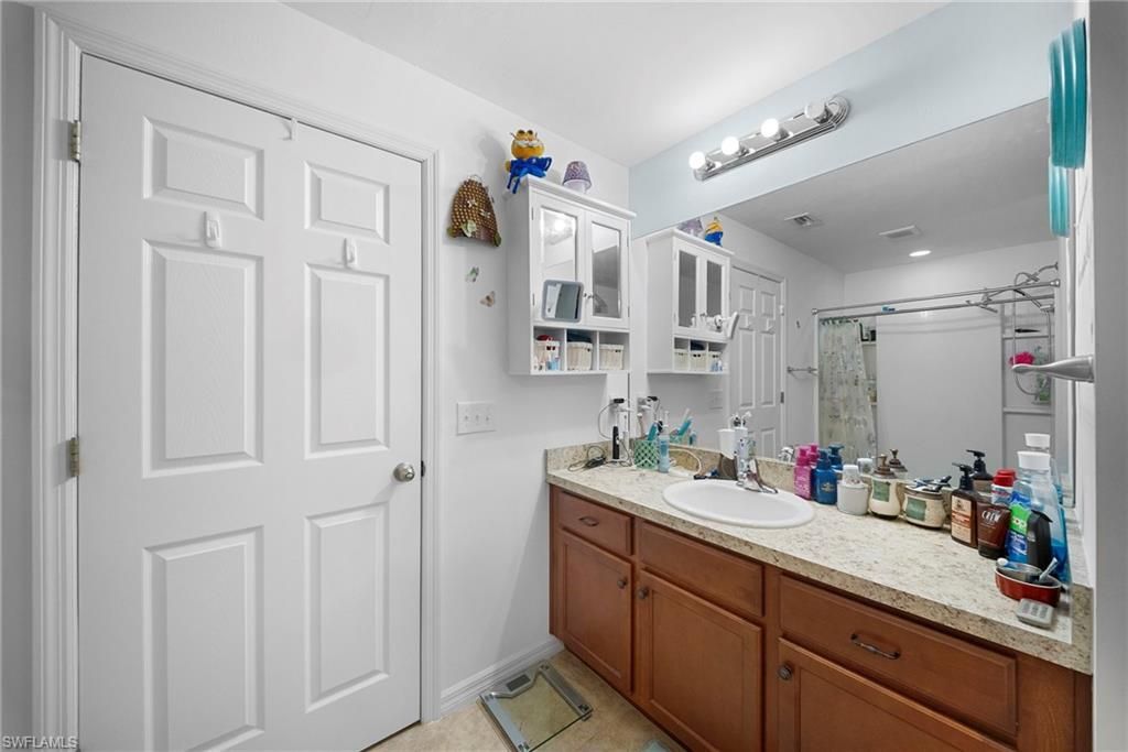 724 Evening Shade Ln , Lehigh Acres, FL 33974 Photo