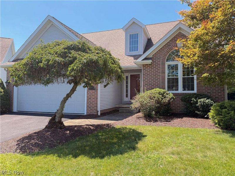 90 Lake Pointe Circle, Canfield, OH 44406 Photo 1