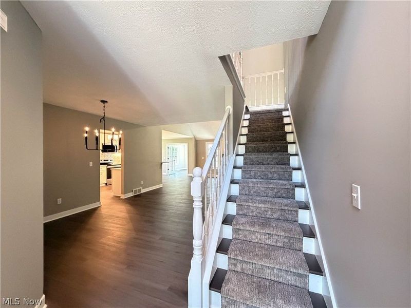 90 Lake Pointe Circle, Canfield, OH 44406 Photo 4