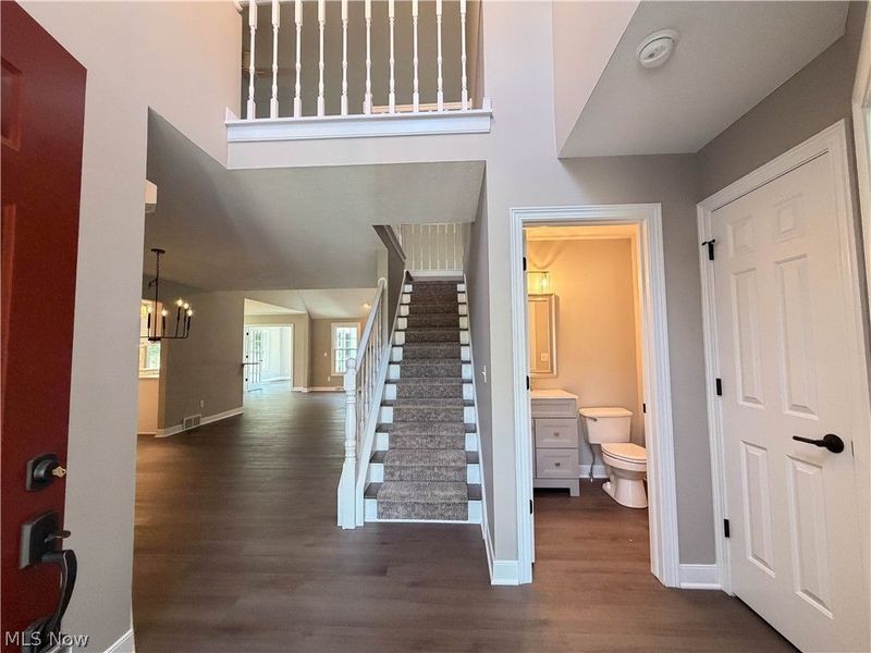 90 Lake Pointe Circle, Canfield, OH 44406 Photo 5