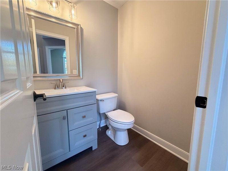 90 Lake Pointe Circle, Canfield, OH 44406 Photo 6