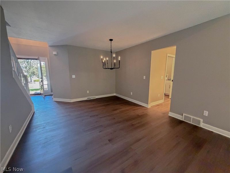 90 Lake Pointe Circle, Canfield, OH 44406 Photo 7