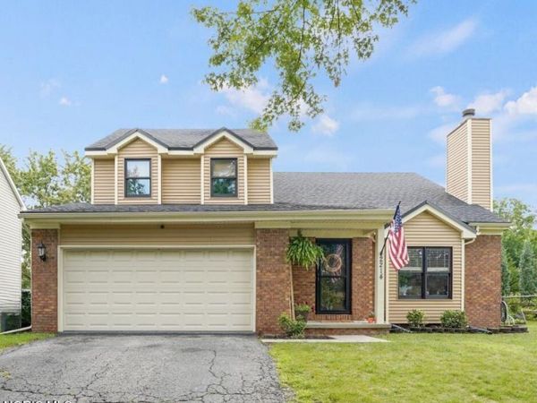 2214 Willowtree Lane, Maumee, OH 43537