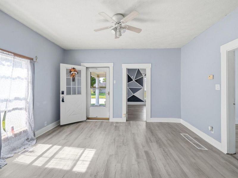312 Glynwood Road, Wapakoneta, OH 45895 Photo 5