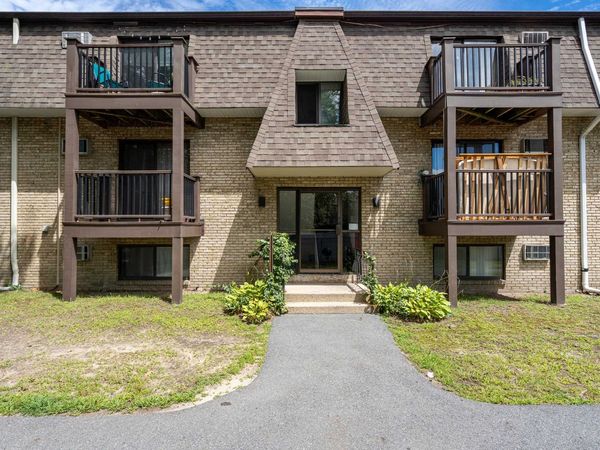 8 Tiffany Road, Unit 11, Salem, NH 03079