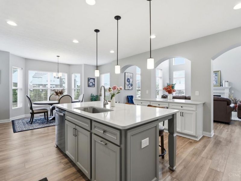 9412 Sunstone Drive, West Chester, OH 45241 Photo 7