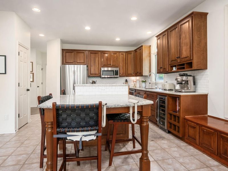 361 Ashmoore Circle W, Powell, OH 43065 Photo 10