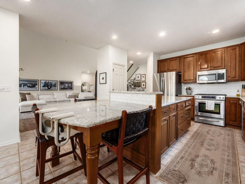 361 Ashmoore Circle W, Powell, OH 43065 Photo 11