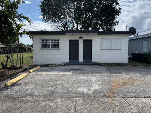 1042 Foster Road, Hallandale Beach, FL 33009