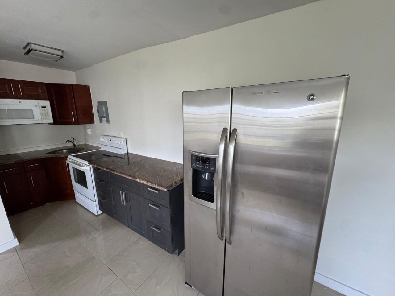 1042 Foster Road, Hallandale Beach, FL 33009 Photo