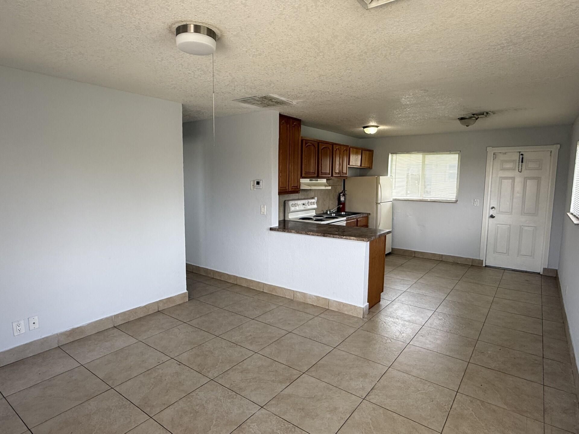 2820 Avenue S, Unit 8, Riviera Beach, FL 33404 Photo