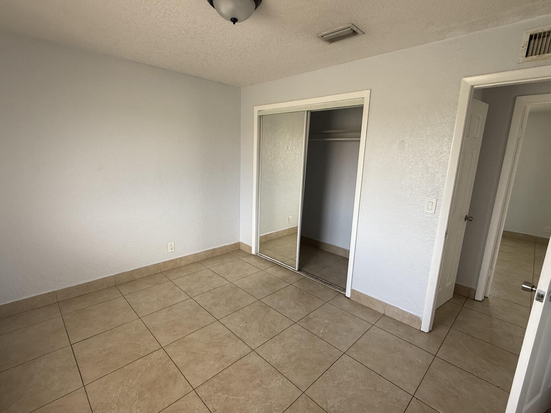 2820 Avenue S, Unit 8, Riviera Beach, FL 33404 Photo