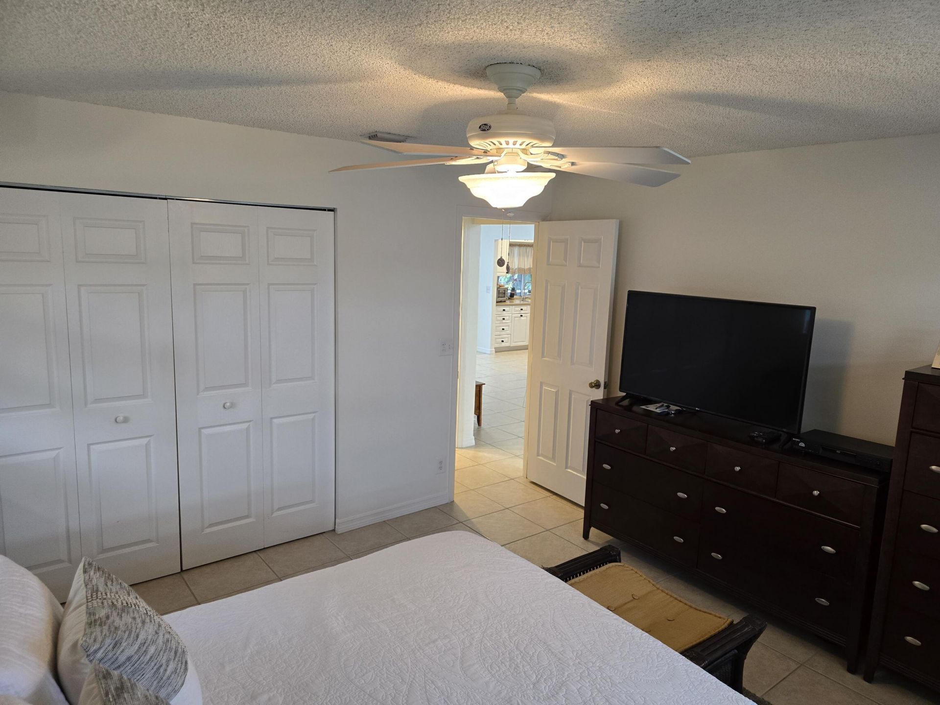 939 Hibiscus Drive, Royal Palm Beach, FL 33411 Photo