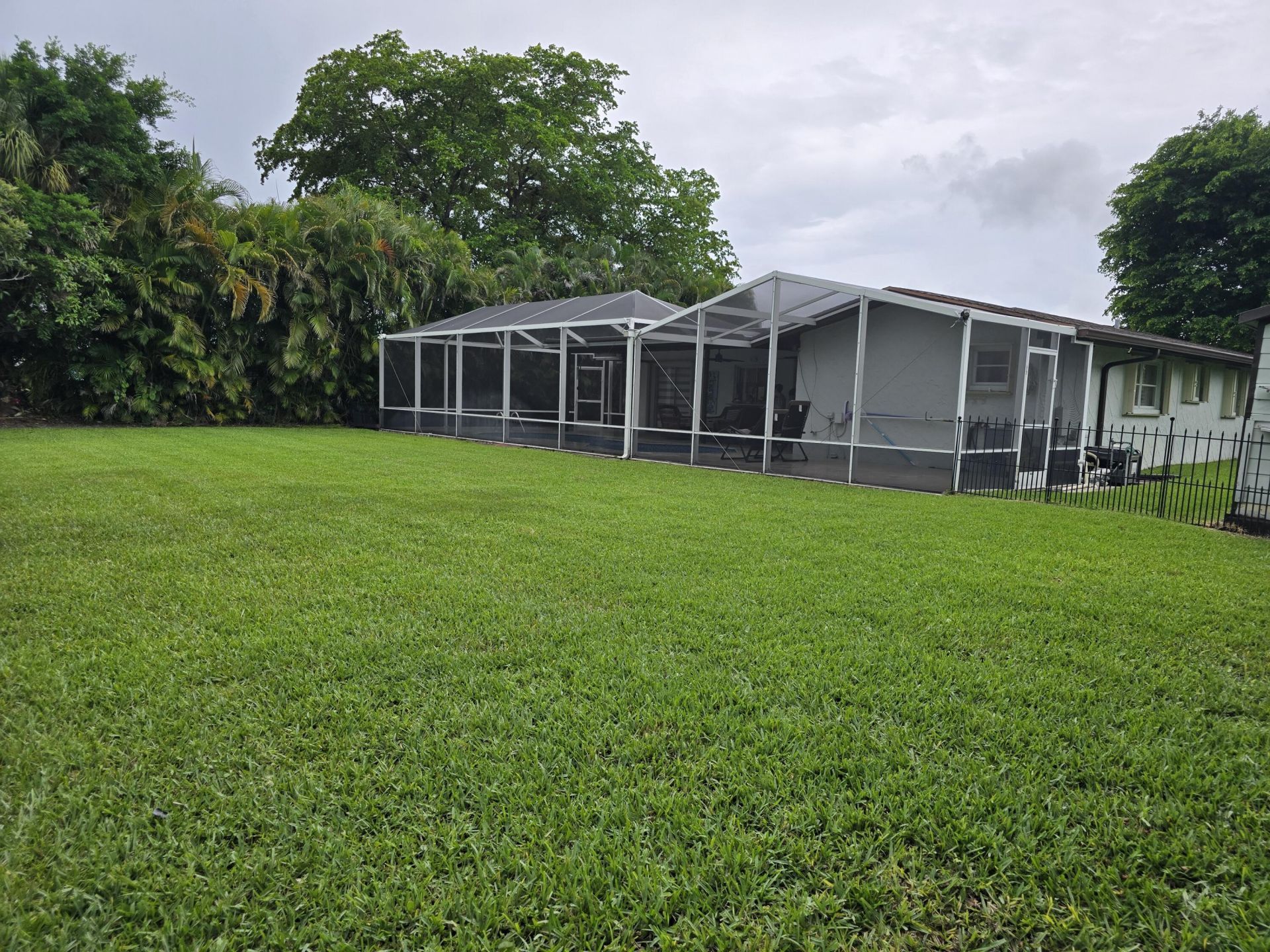 939 Hibiscus Drive, Royal Palm Beach, FL 33411 Photo