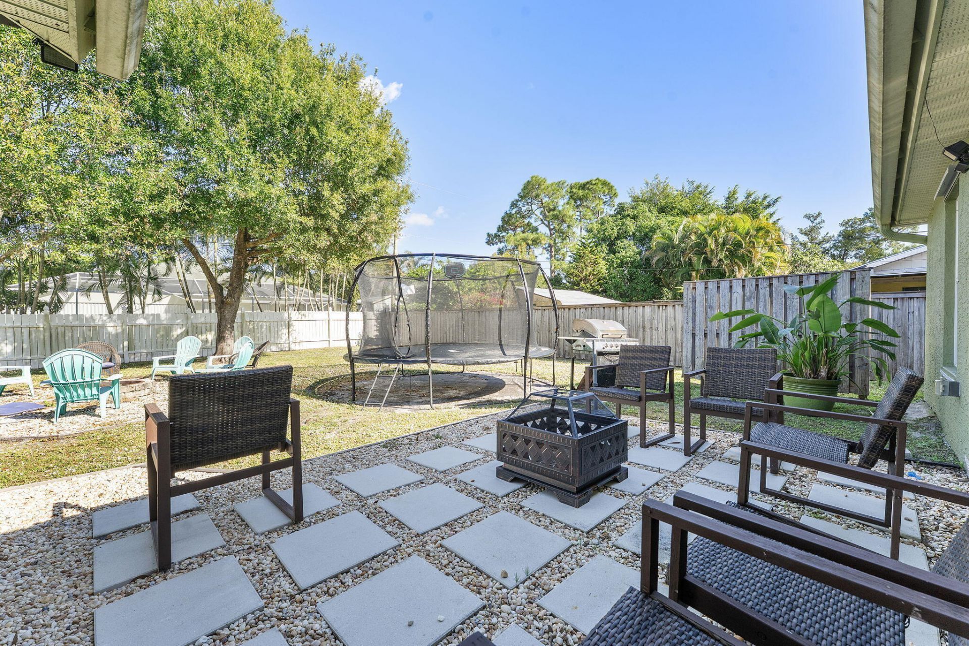 655 SE Ron Rico Terrace, Port Saint Lucie, FL 34983 Photo