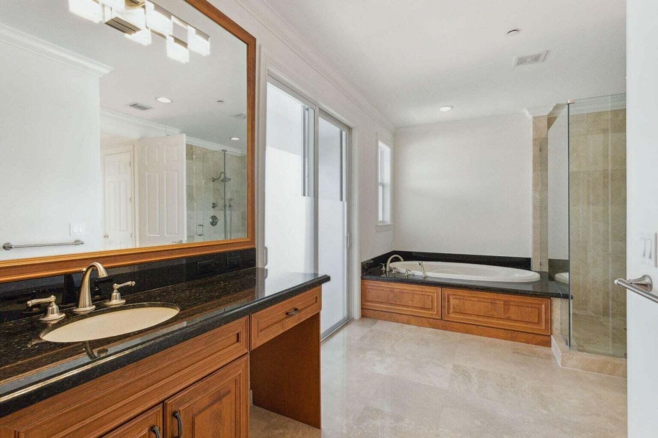 3863 NE 22nd Way, Lighthouse Point, FL 33064 Photo