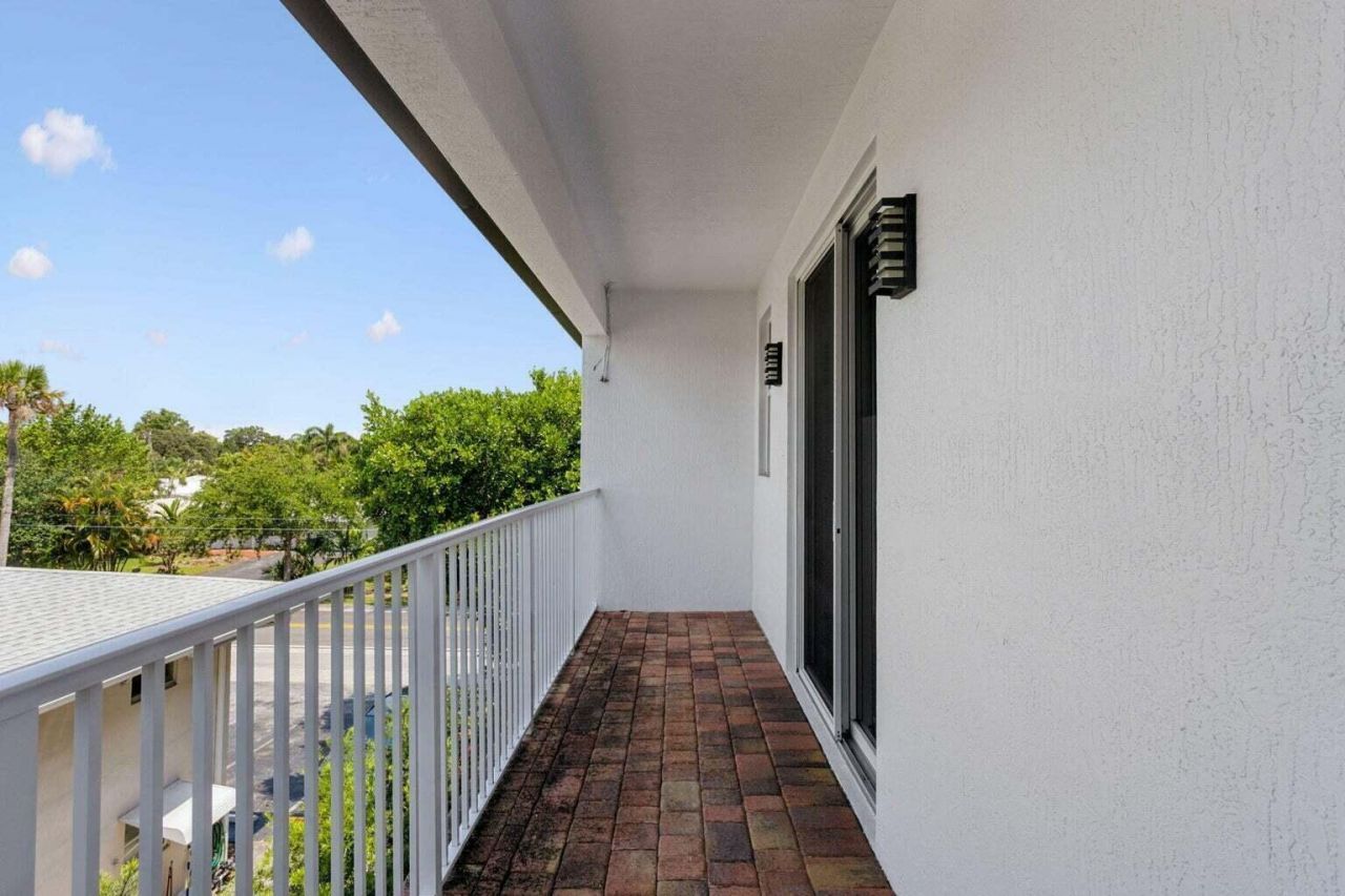 3863 NE 22nd Way, Lighthouse Point, FL 33064 Photo