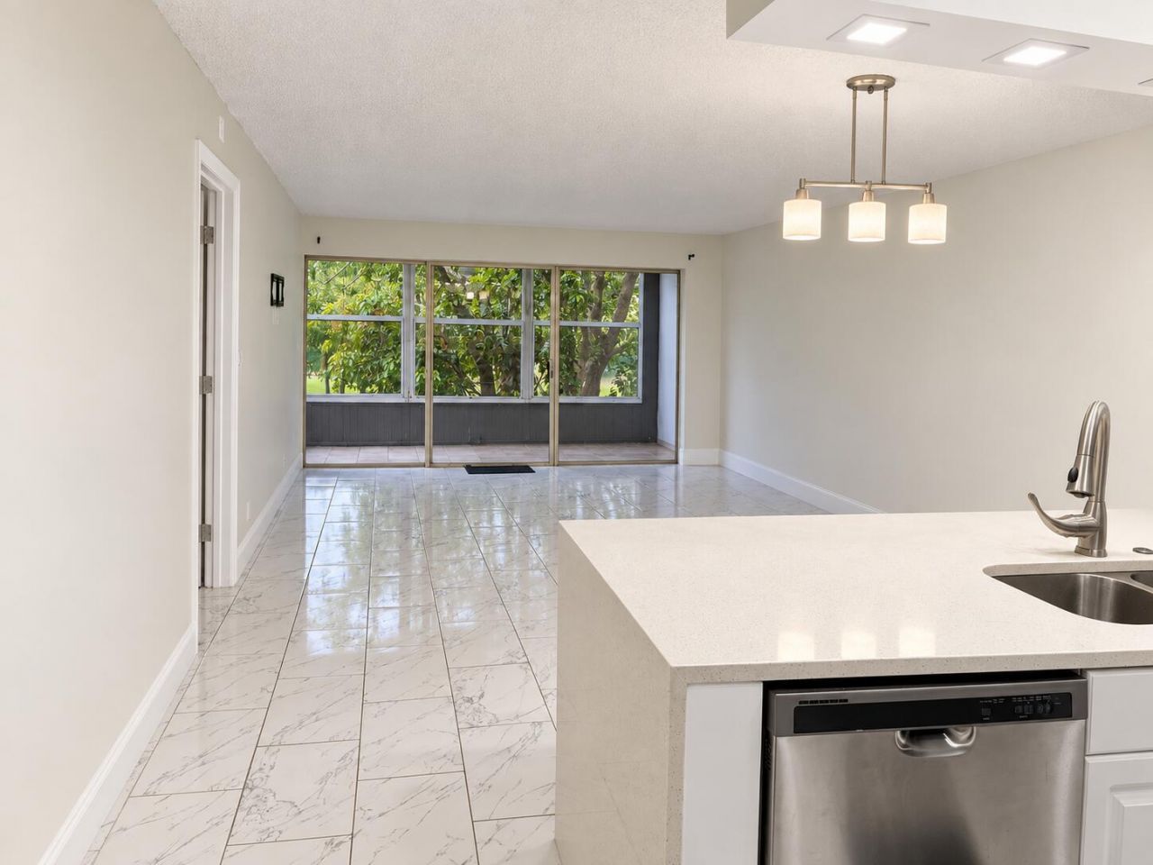 8301 Sands Point Boulevard, Unit S306, Tamarac, FL 33321 Photo