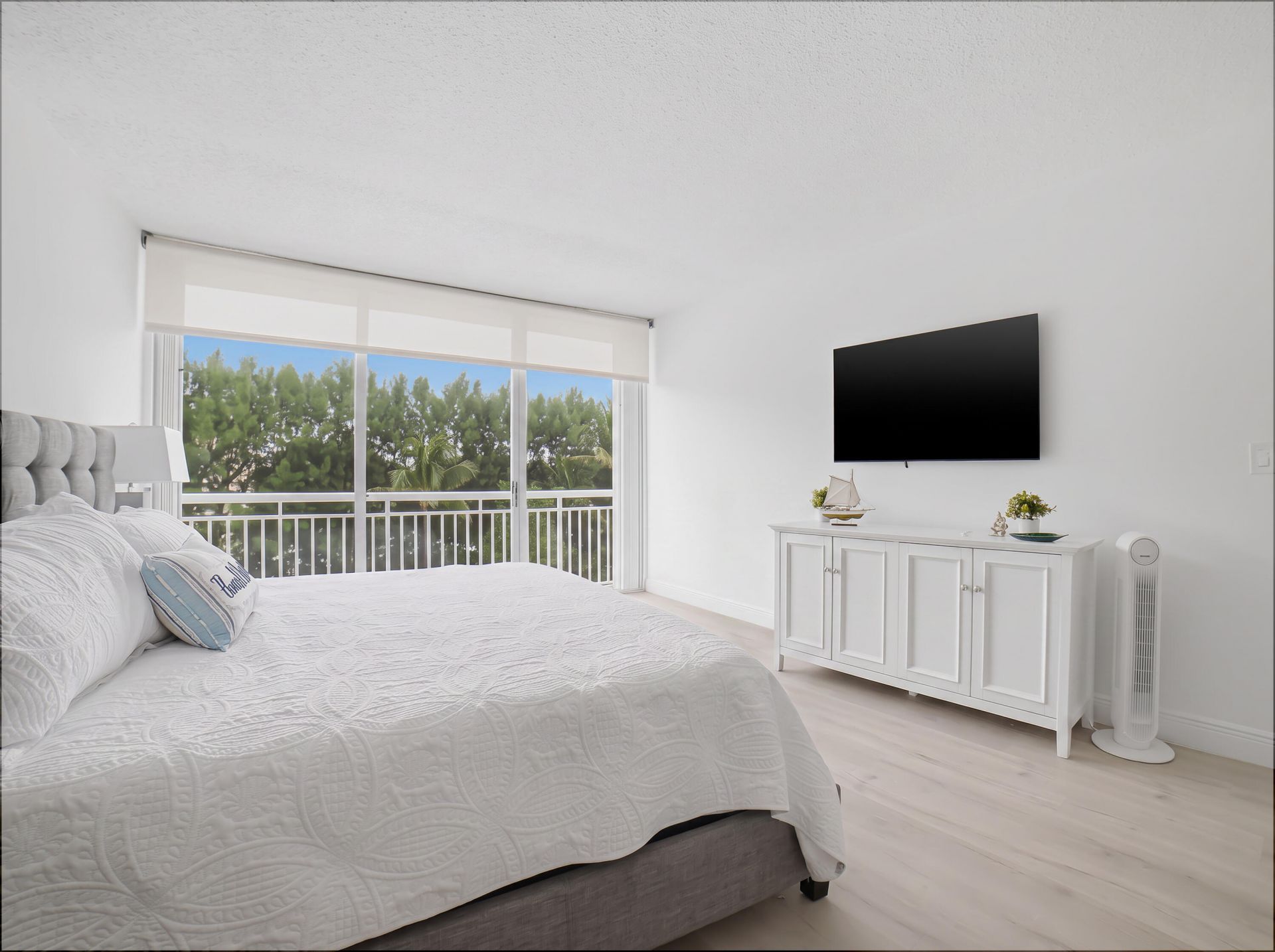 2780 S Ocean Boulevard, Unit 309, Palm Beach, FL 33480 Photo