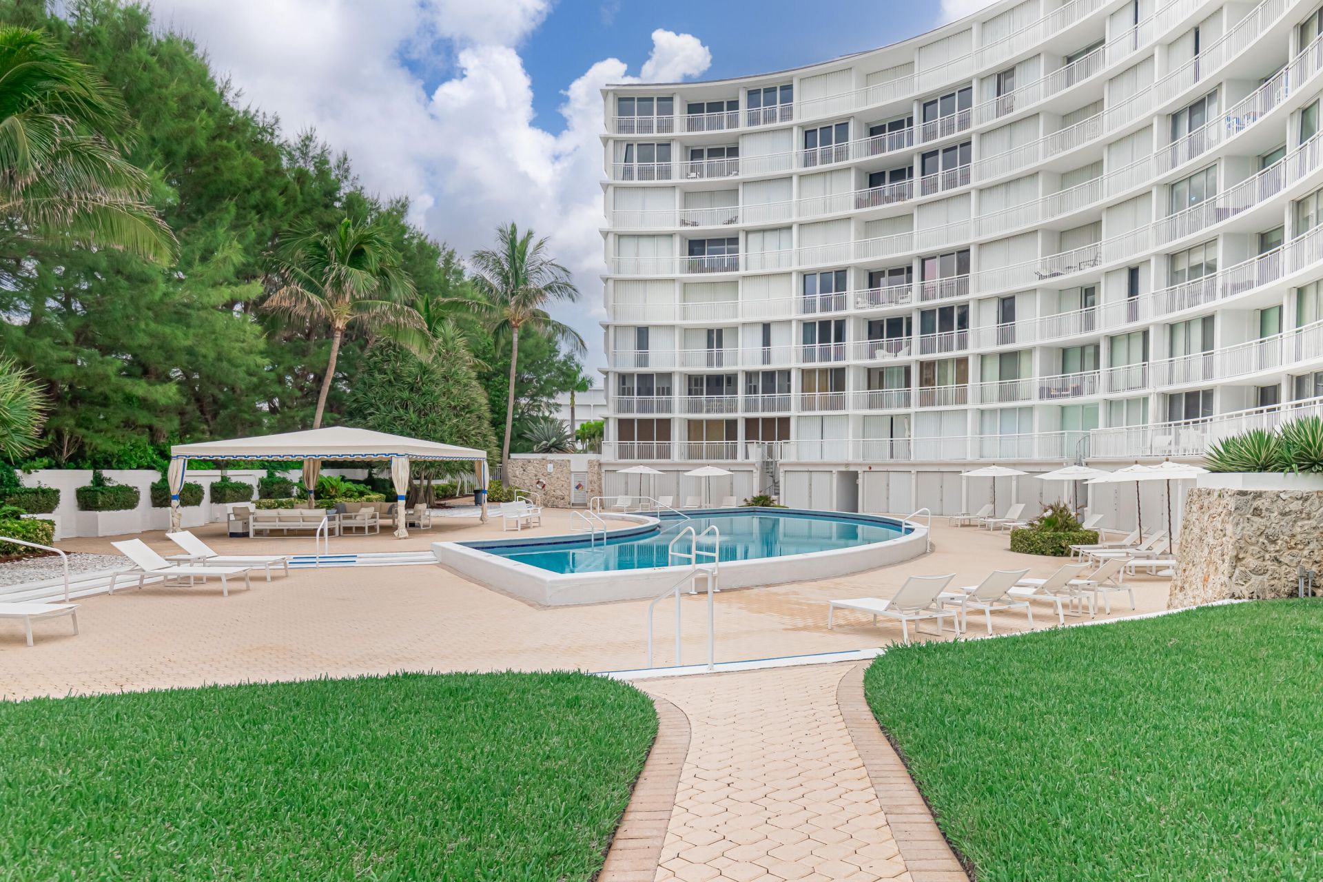 2780 S Ocean Boulevard, Unit 309, Palm Beach, FL 33480 Photo