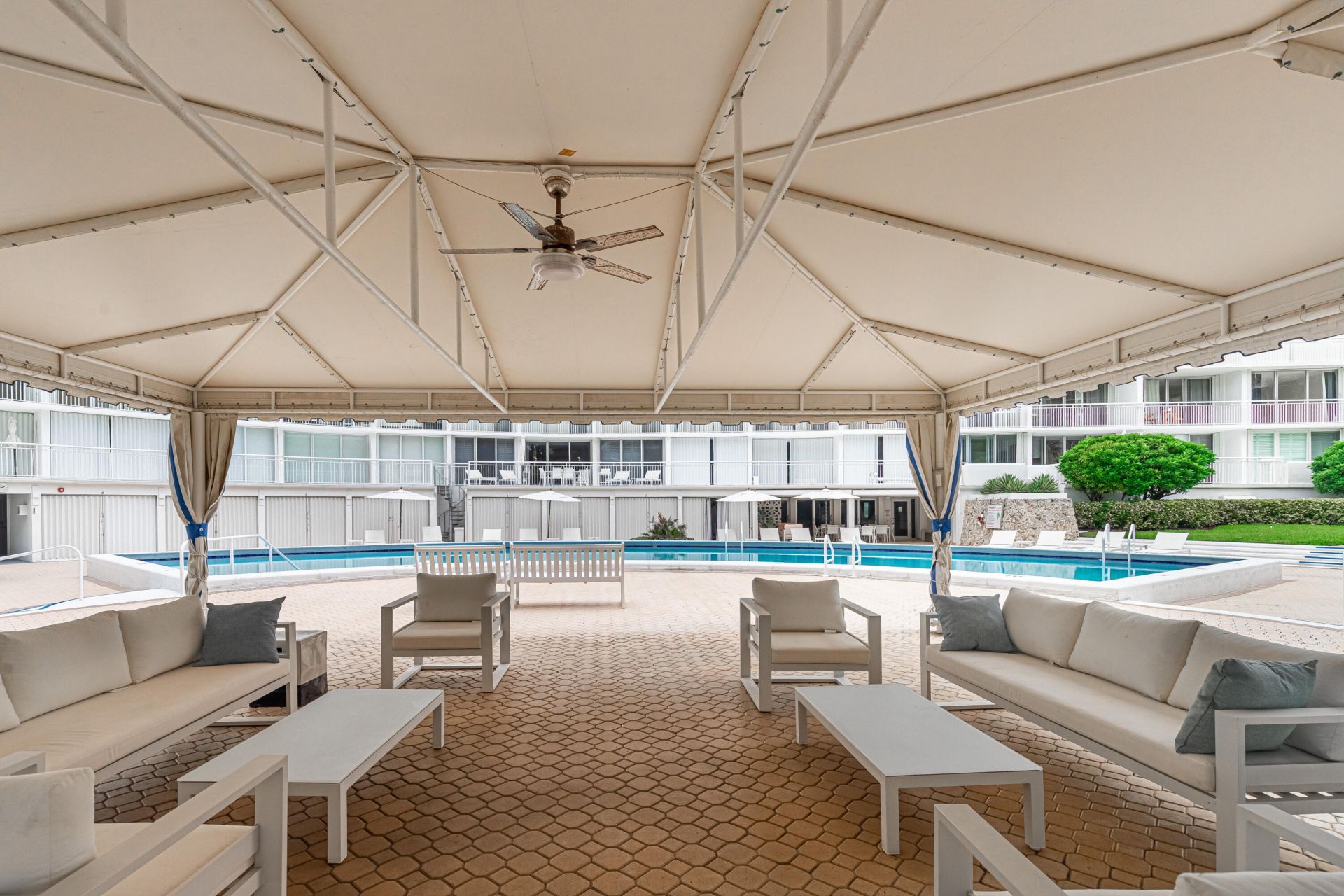 2780 S Ocean Boulevard, Unit 309, Palm Beach, FL 33480 Photo