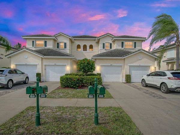 503 Southstar Drive, Unit 503, Fort Pierce, FL 34949
