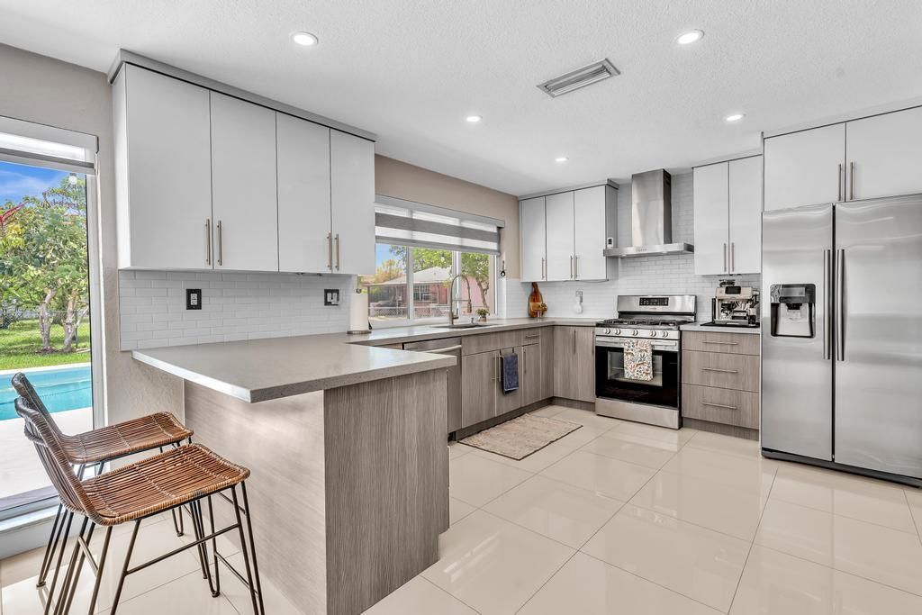 2070 NW 78th Avenue, Sunrise, FL 33322 Photo