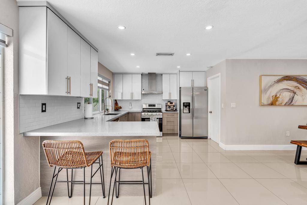 2070 NW 78th Avenue, Sunrise, FL 33322 Photo