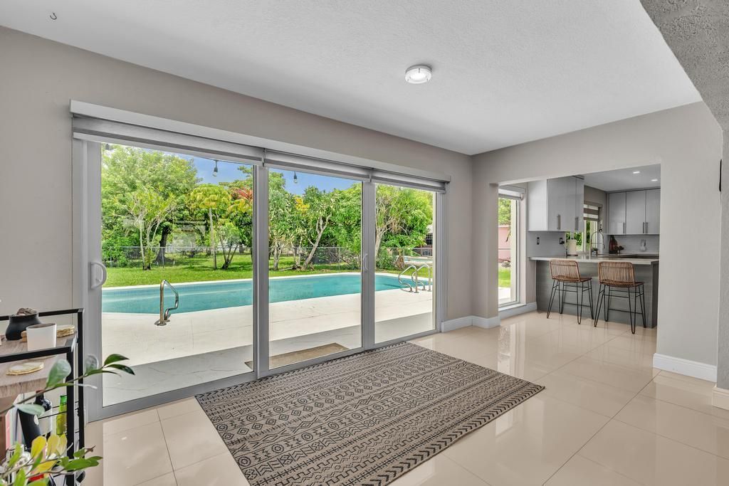 2070 NW 78th Avenue, Sunrise, FL 33322 Photo