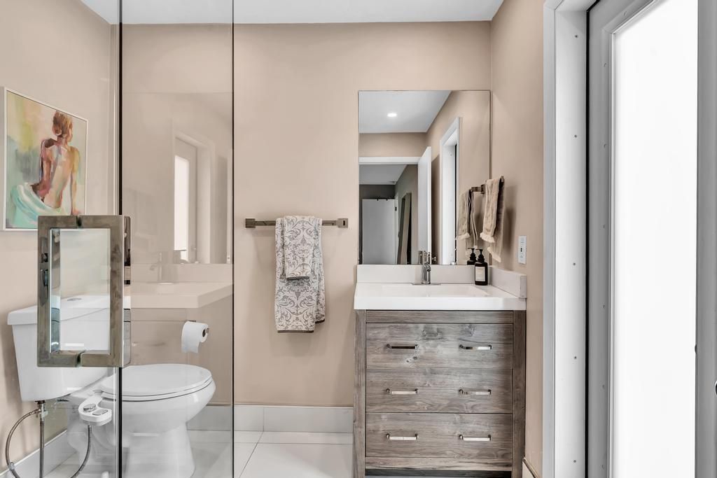 2070 NW 78th Avenue, Sunrise, FL 33322 Photo