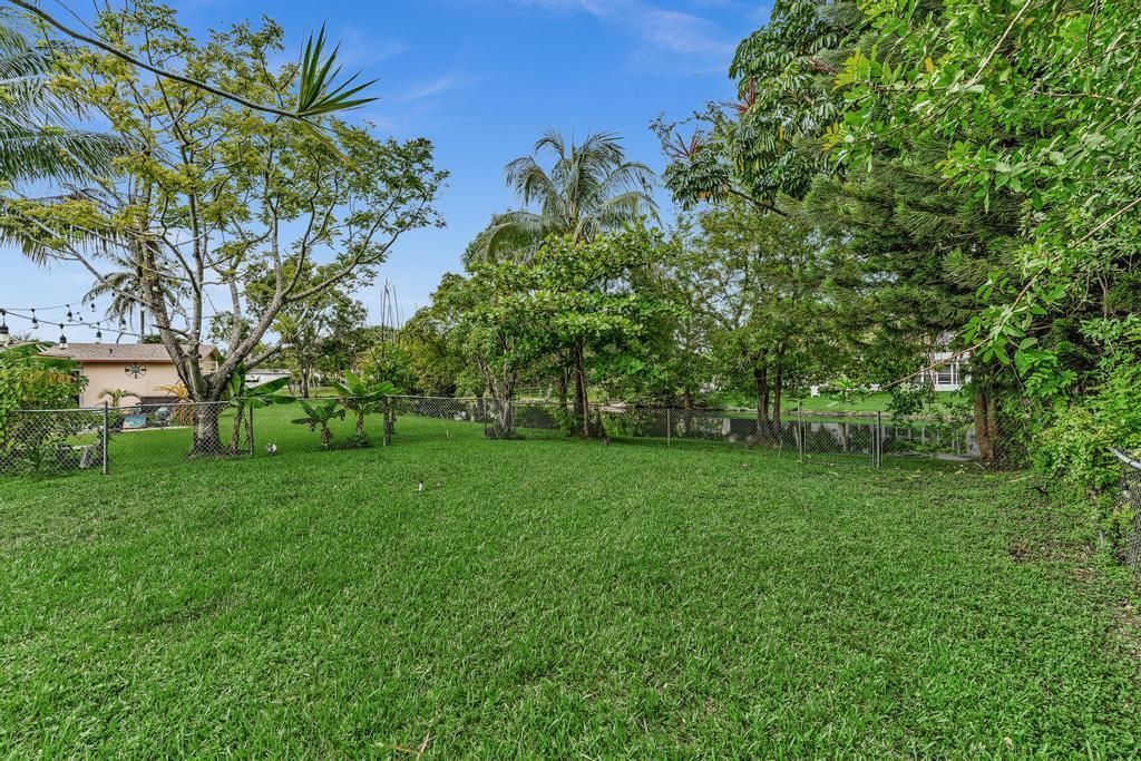 2070 NW 78th Avenue, Sunrise, FL 33322 Photo