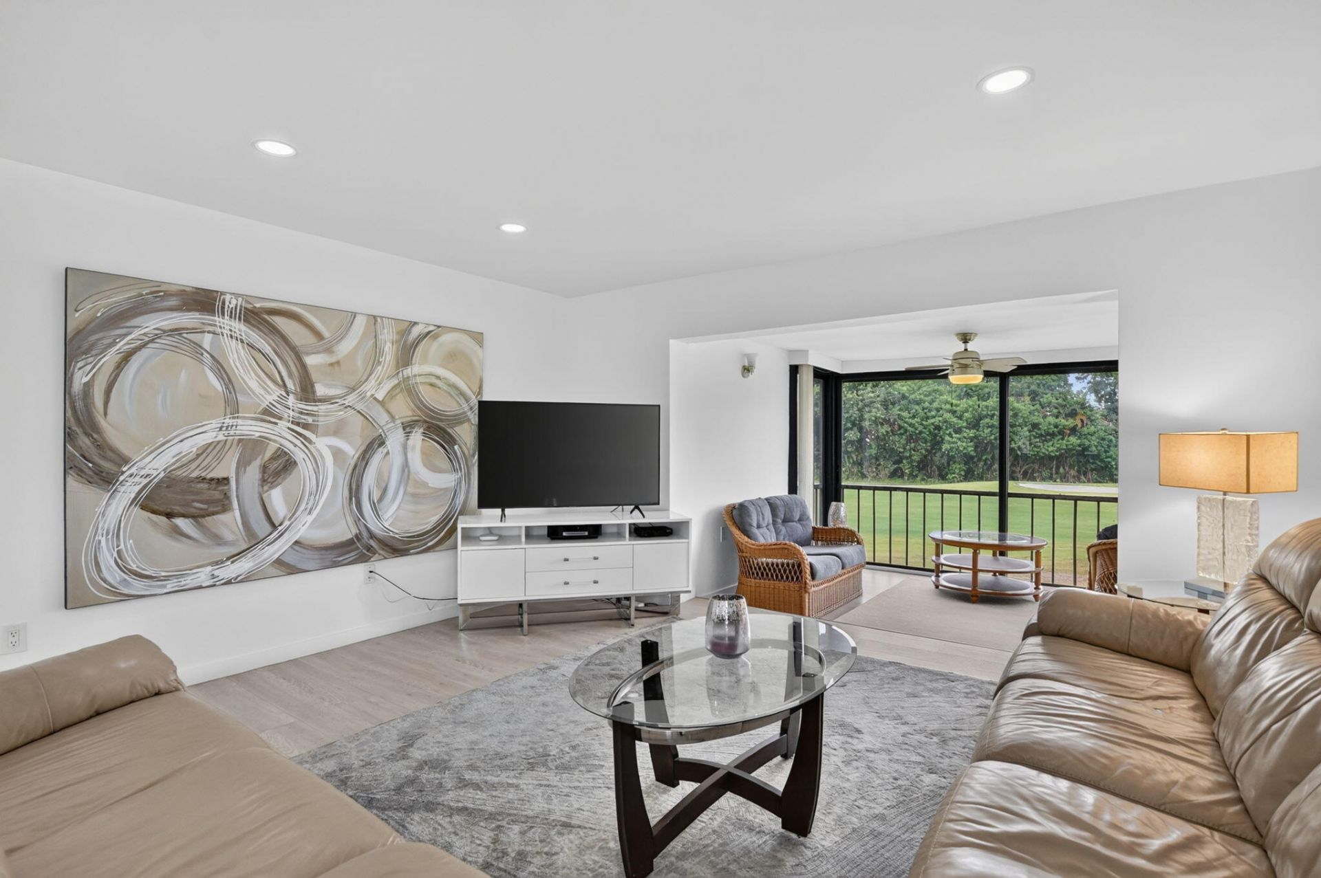 8545 Casa Del Lago, Unit 38 H, Boca Raton, FL 33433 Photo