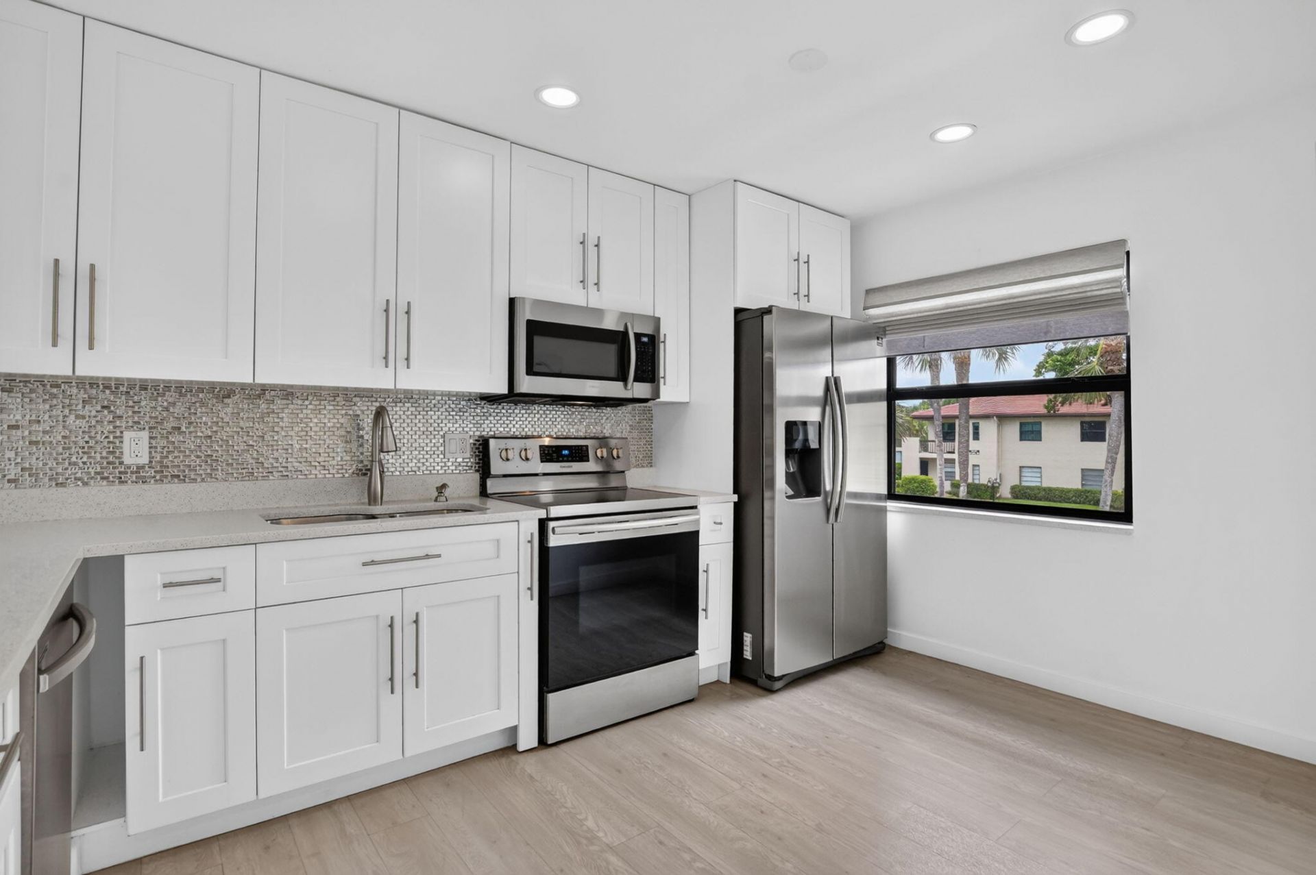 8545 Casa Del Lago, Unit 38 H, Boca Raton, FL 33433 Photo