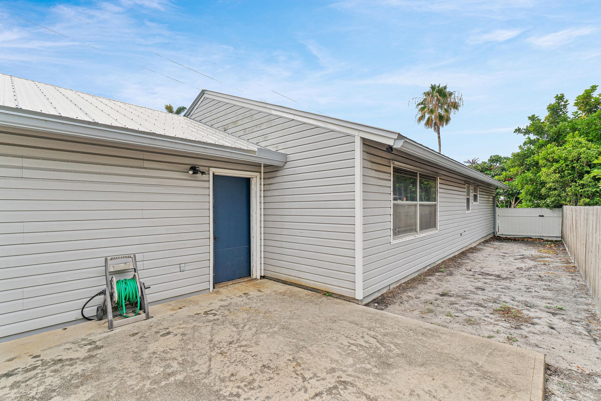 215 SW 8th Street, Boynton Beach, FL 33426 Photo