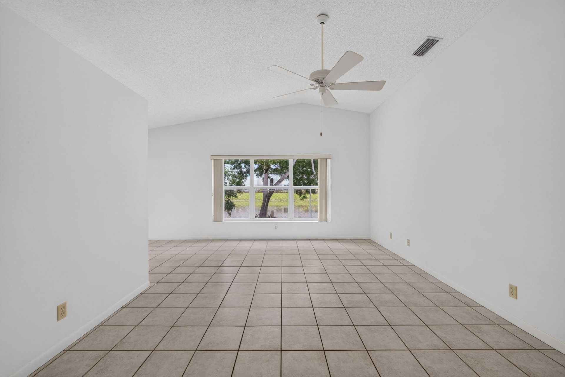 1252 Pine Sage Circle, West Palm Beach, FL 33409 Photo