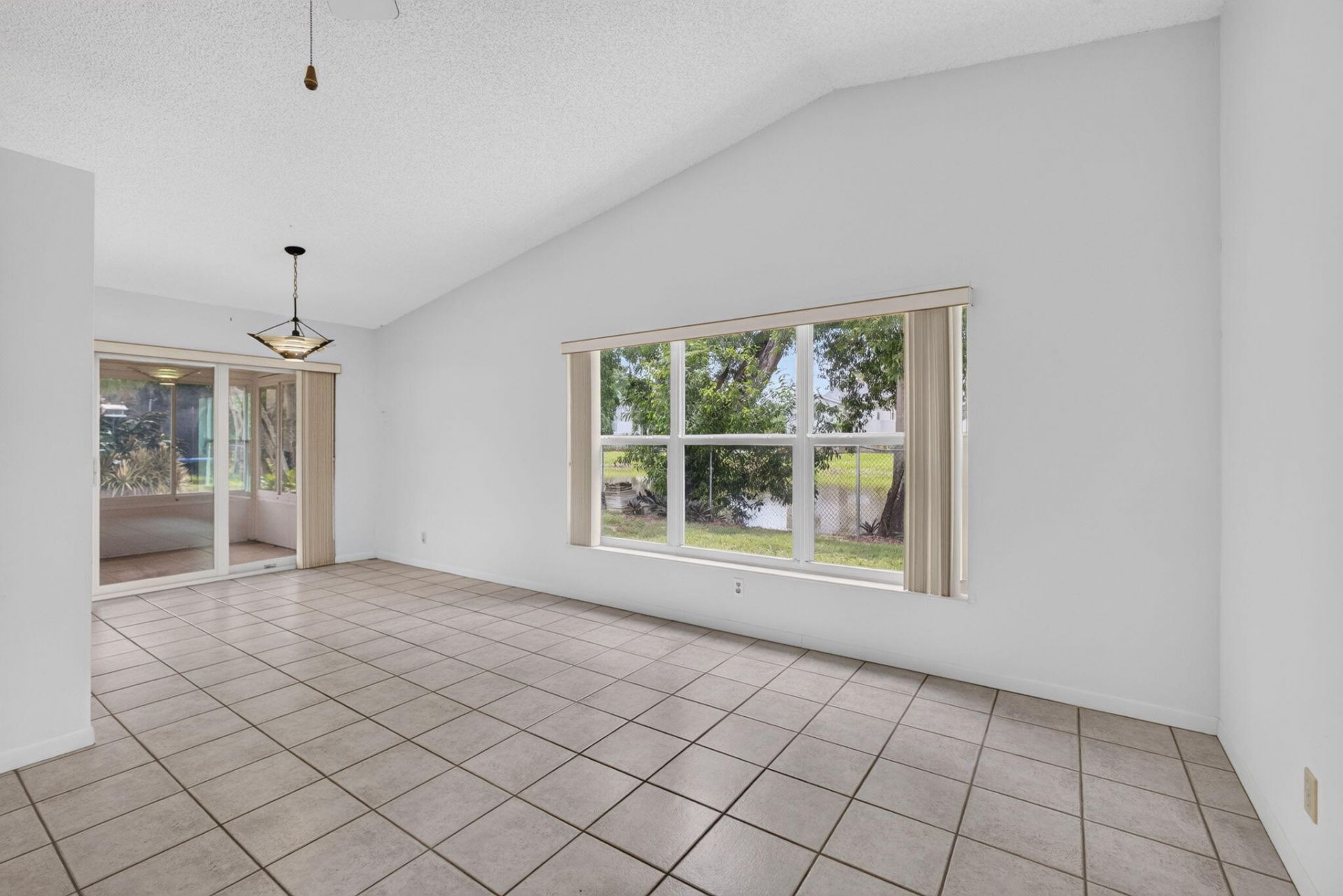 1252 Pine Sage Circle, West Palm Beach, FL 33409 Photo