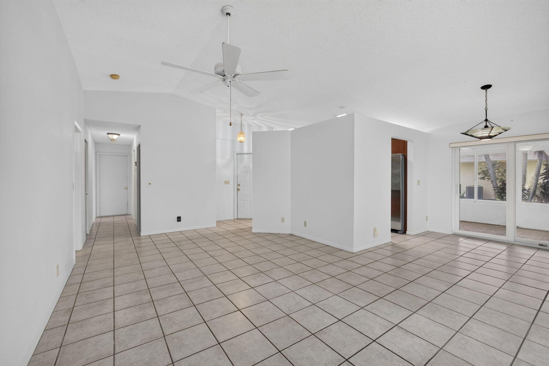 1252 Pine Sage Circle, West Palm Beach, FL 33409 Photo