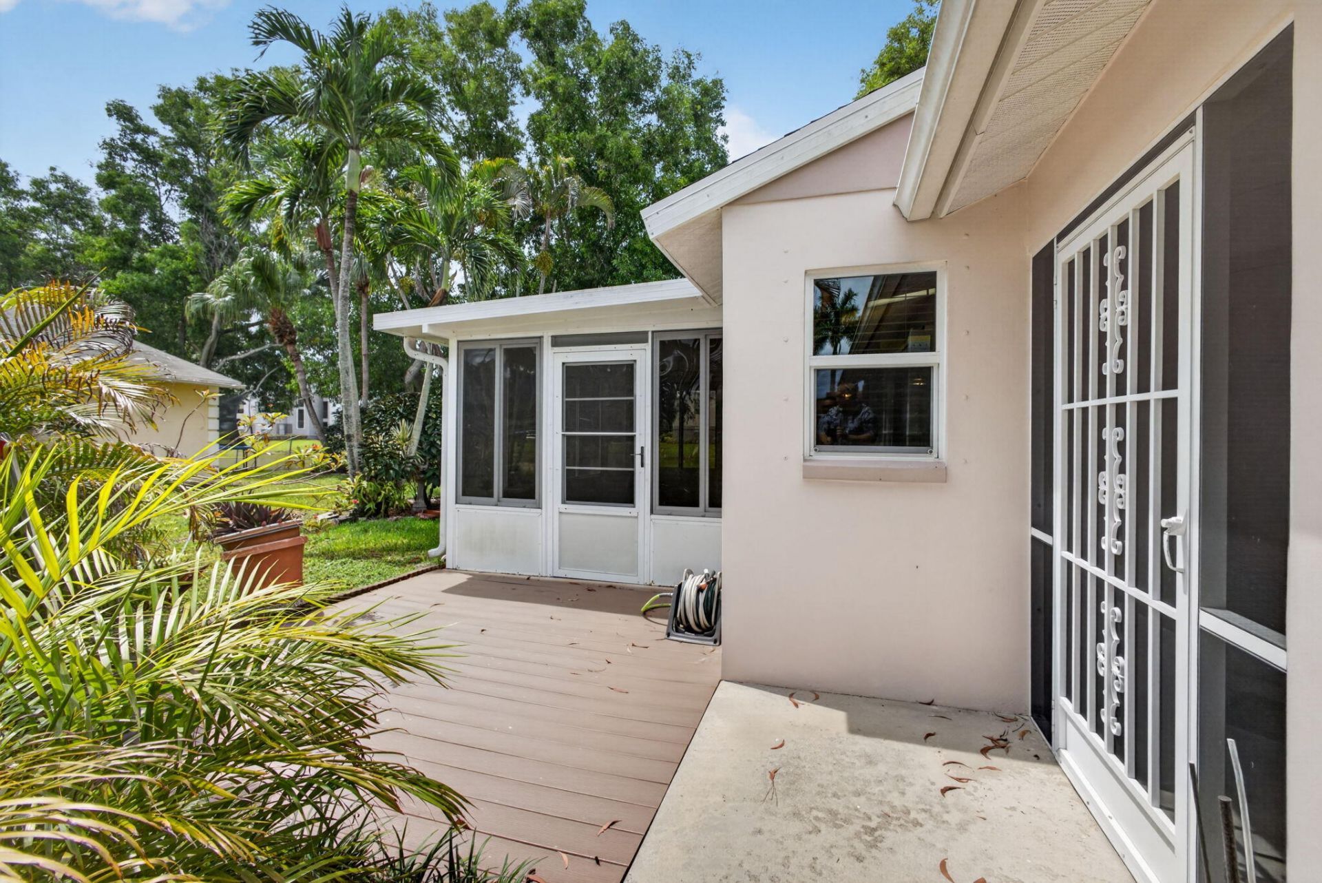 1252 Pine Sage Circle, West Palm Beach, FL 33409 Photo