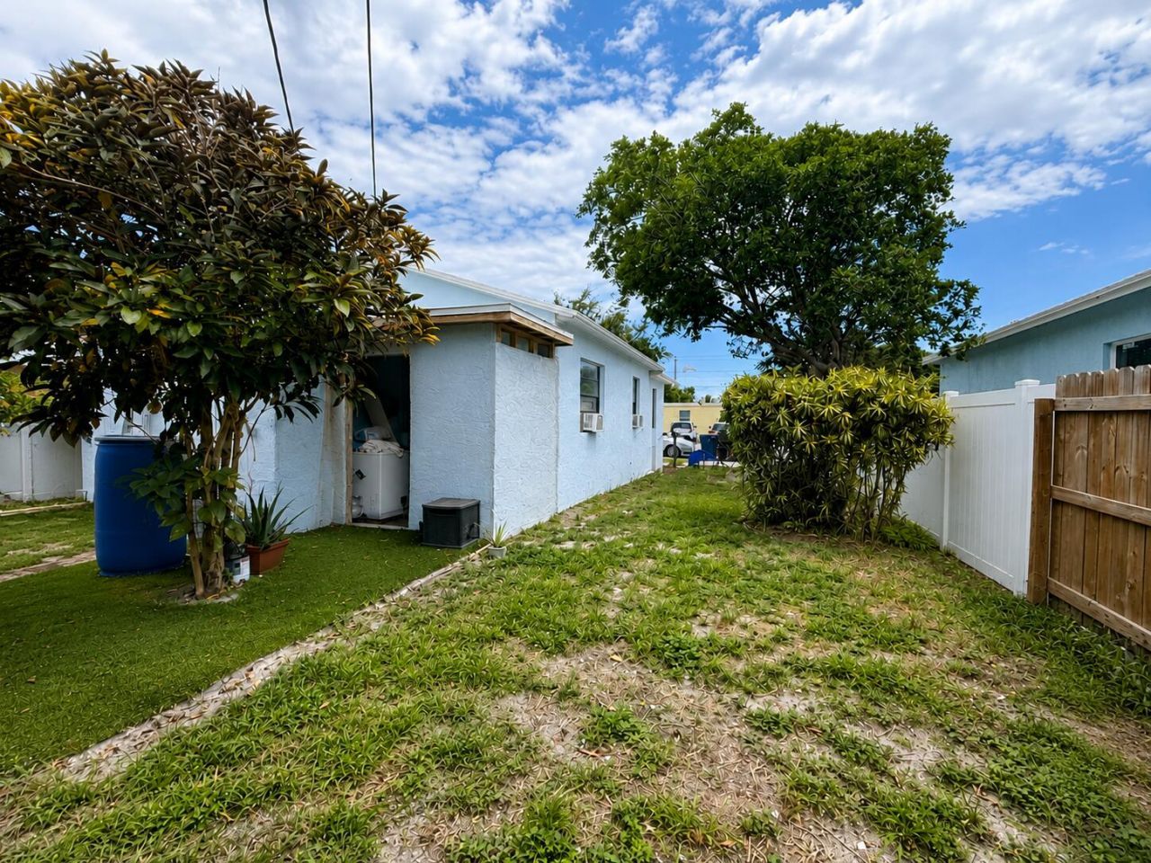 1410 S J Street, Lake Worth Beach, FL 33460 Photo