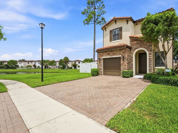 3000 KING PALM Way, Riviera Beach, FL 33410