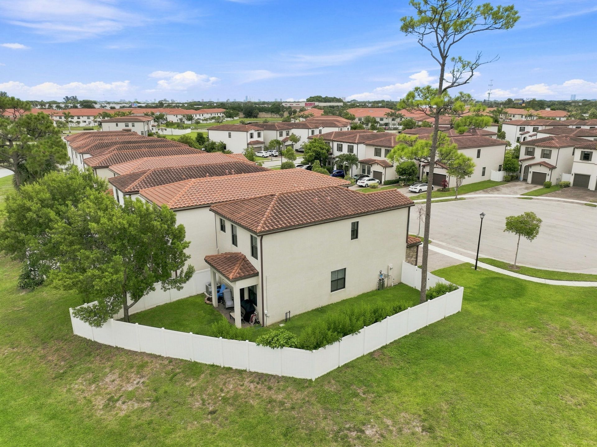 3000 King Palm Way, Riviera Beach, FL 33410 Photo
