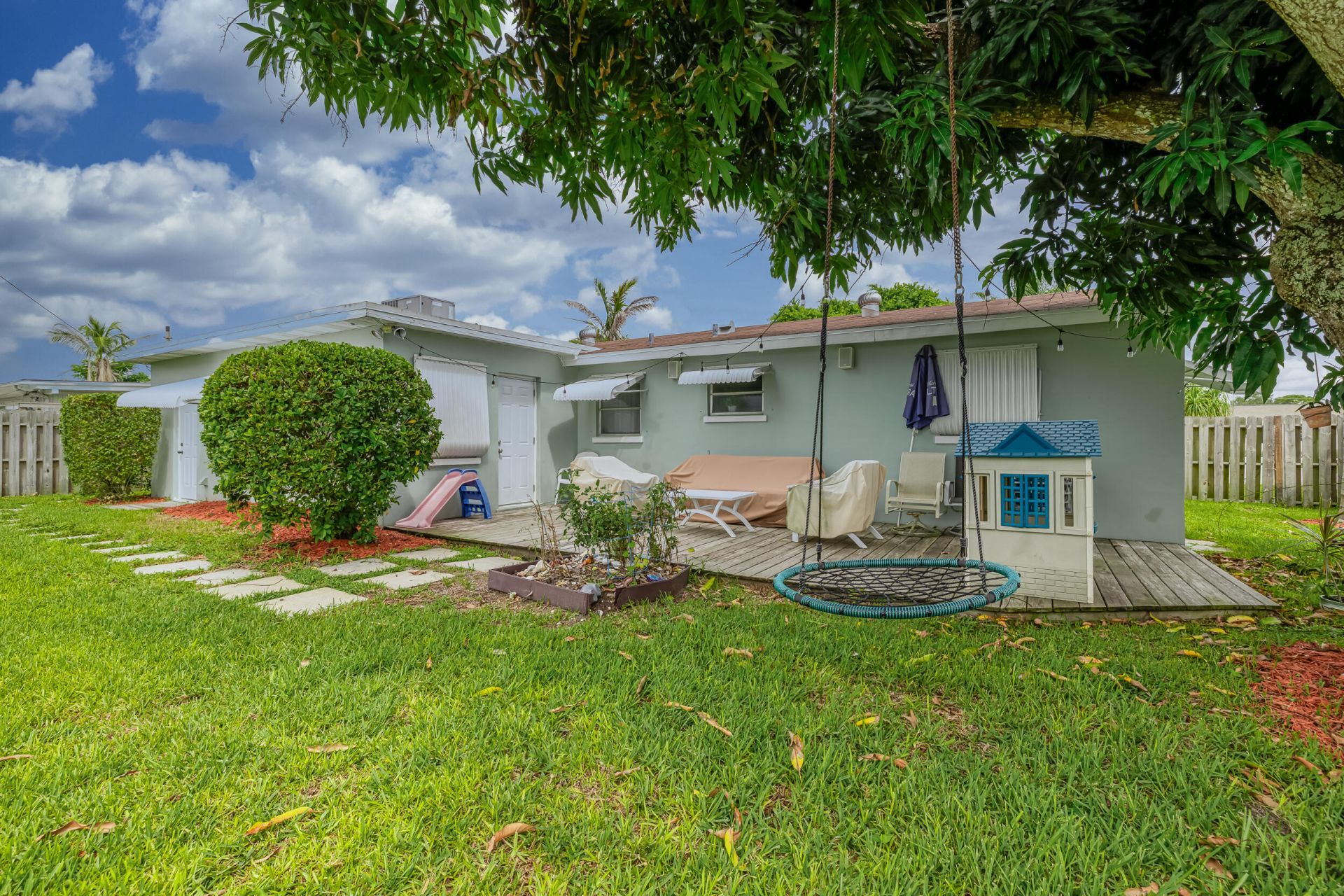 2038 SE Monroe Street, Stuart, FL 34997 Photo