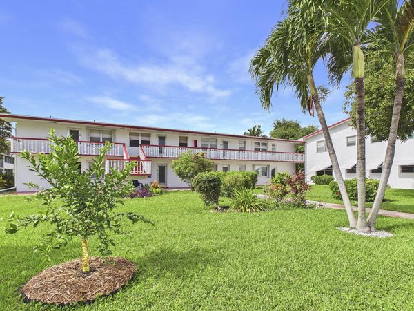 272 NORTHAMPTON N, West Palm Beach, FL 33417