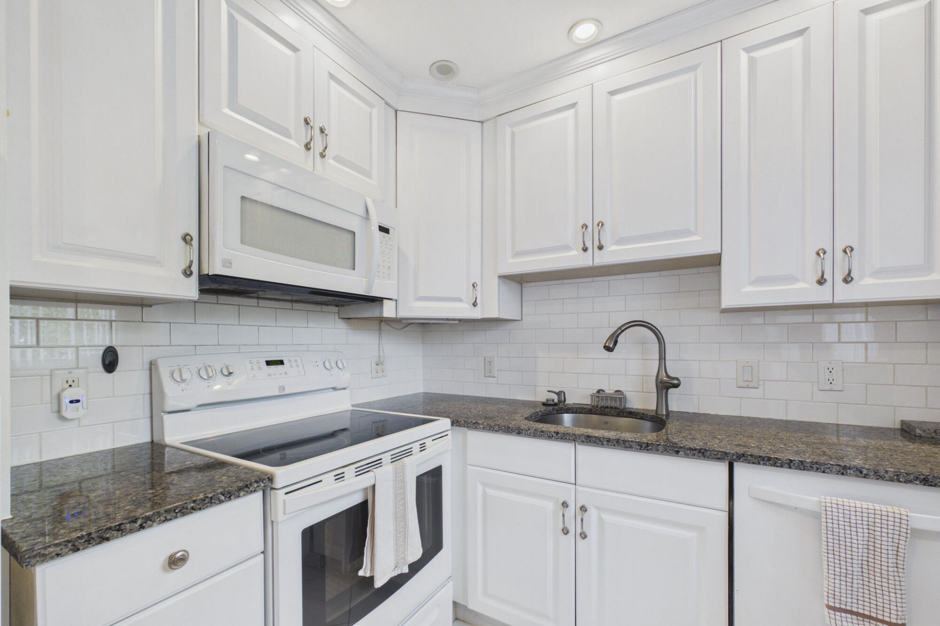 272 Northampton N, West Palm Beach, FL 33417 Photo