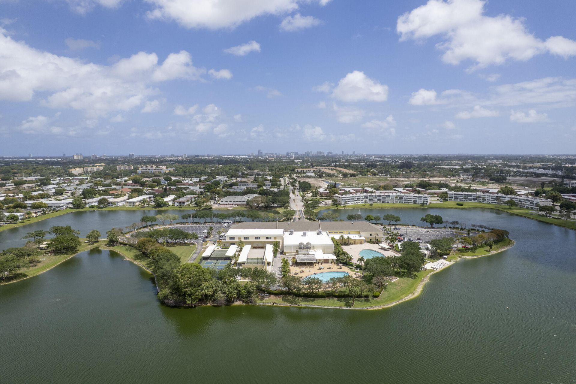 272 Northampton N, West Palm Beach, FL 33417 Photo