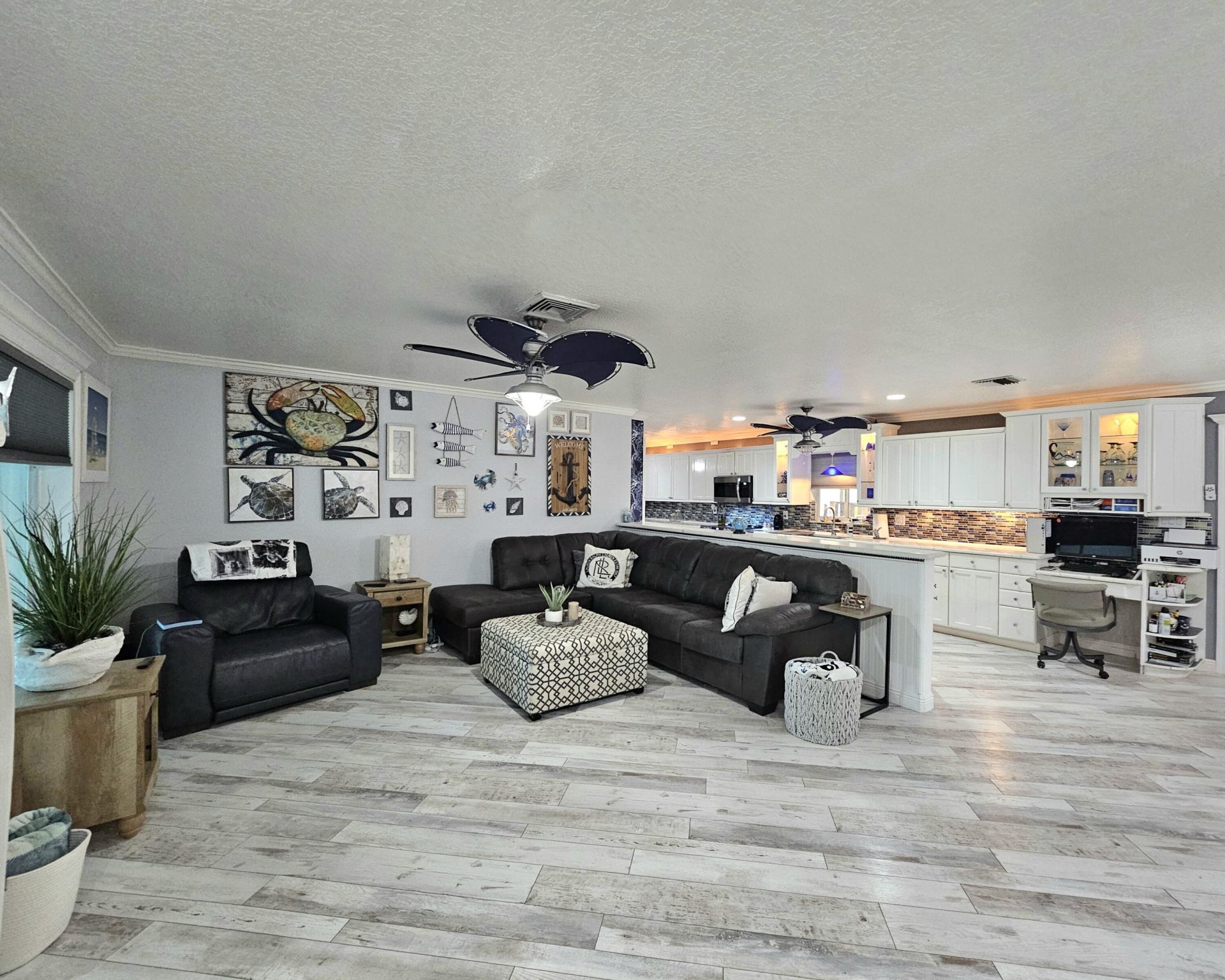 807 Grandview Boulevard, Fort Pierce, FL 34982 Photo