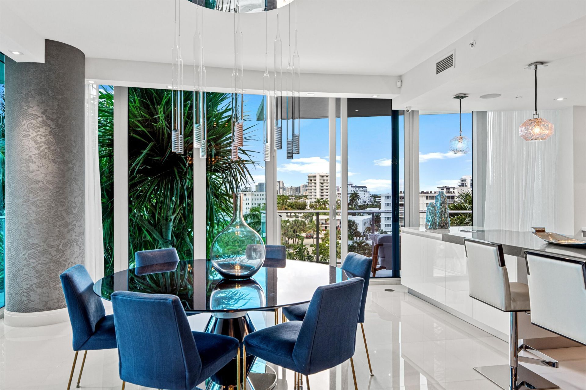 701 N Fort Lauderdale Beach Boulevard, Unit 405, Fort Lauderdale, FL 33304 Photo