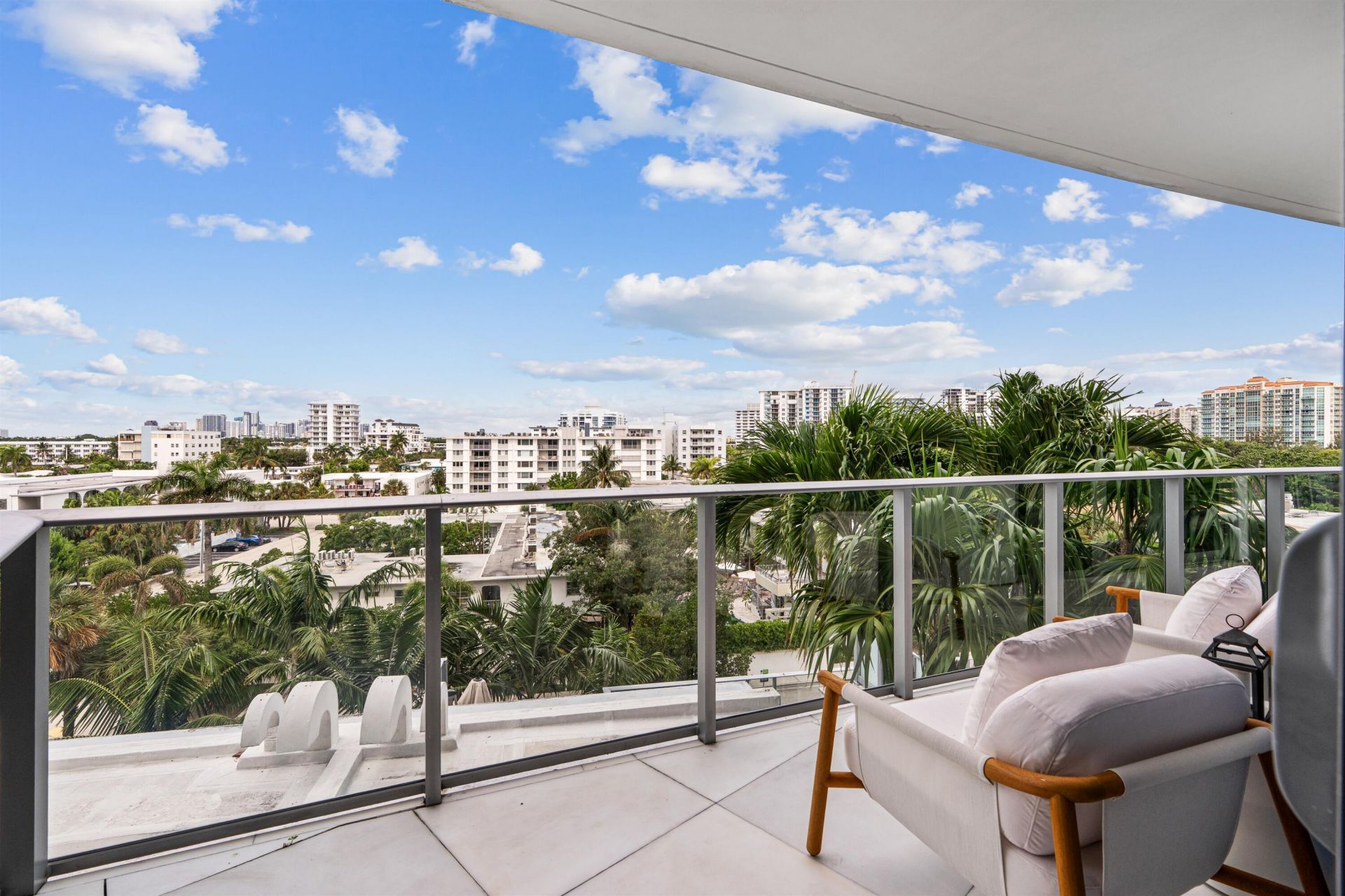 701 N Fort Lauderdale Beach Boulevard, Unit 405, Fort Lauderdale, FL 33304 Photo