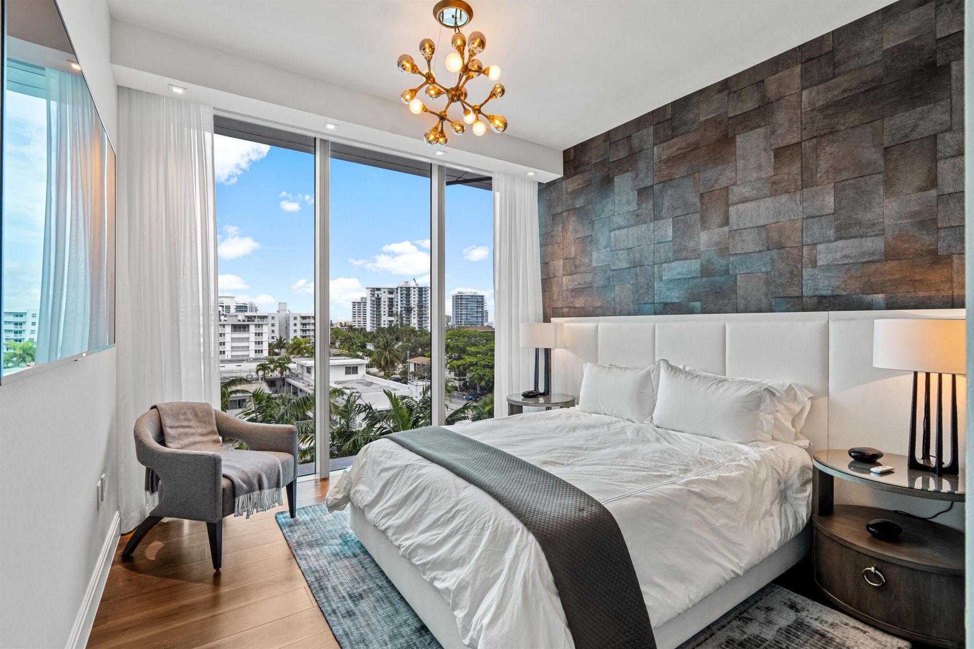 701 N Fort Lauderdale Beach Boulevard, Unit 405, Fort Lauderdale, FL 33304 Photo