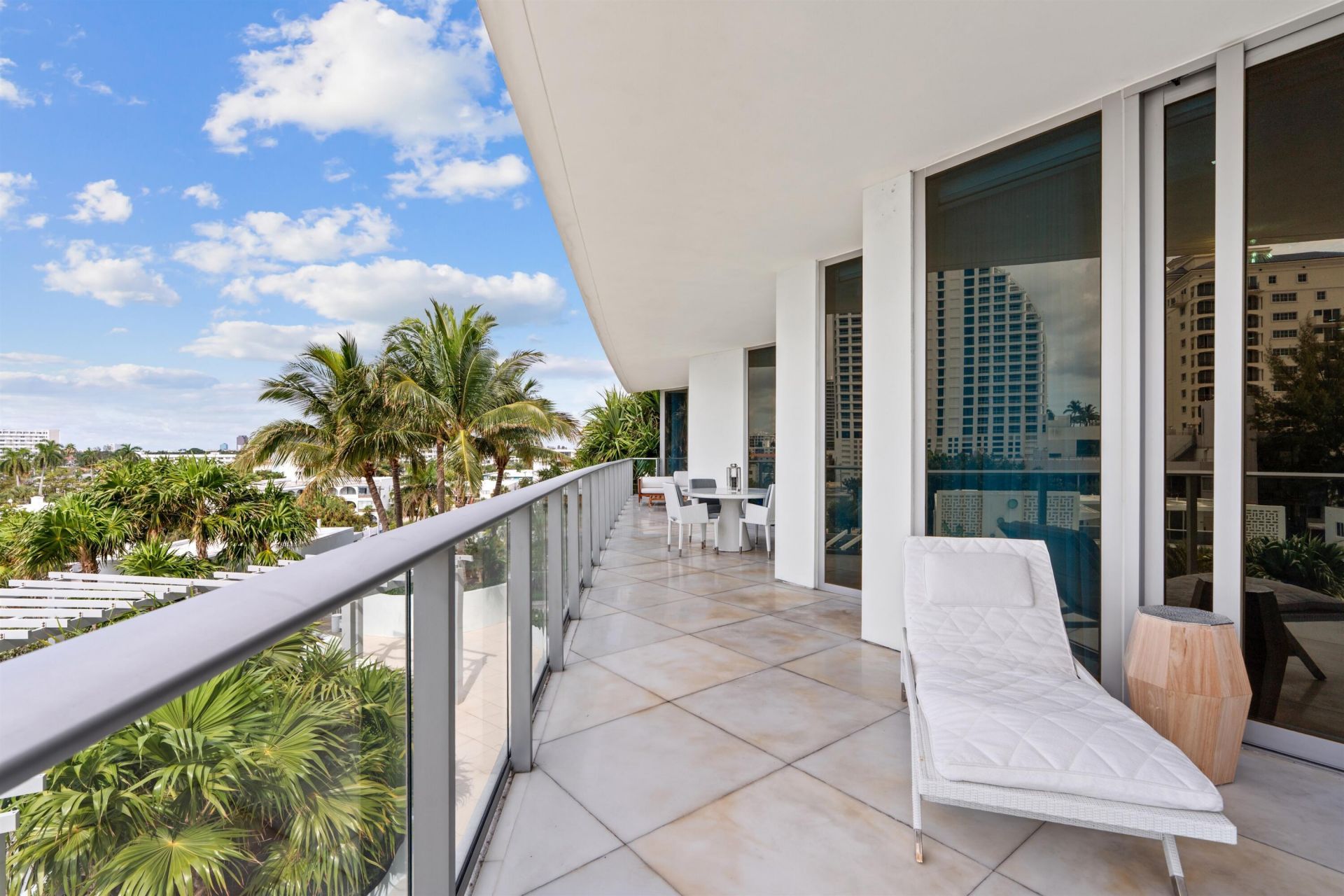 701 N Fort Lauderdale Beach Boulevard, Unit 405, Fort Lauderdale, FL 33304 Photo